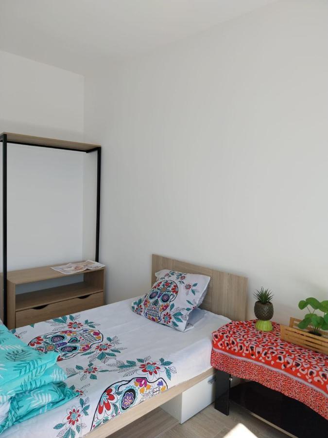 Thecalc Homes 2Bedroom+1Kitchen Sartrouville Eksteriør bilde